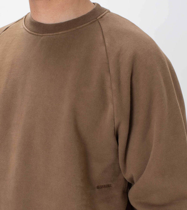 LOWGO RAGLAN CREW SWEAT | GD BRONCO
