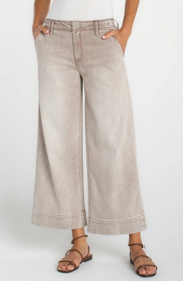 The Weekender Crop Wide Leg I Antique Khaki