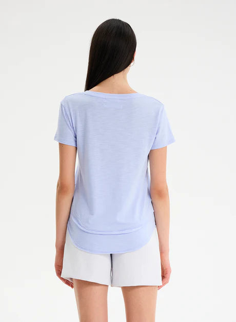 Ava V-neck T-shirt | Ciel Blue
