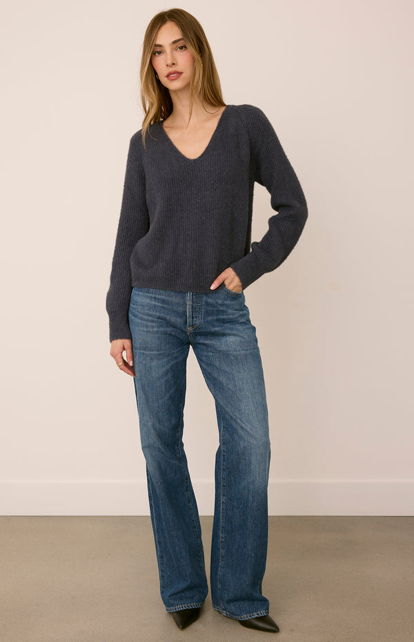 Filomena Cozy V neck Sweater I Smoke