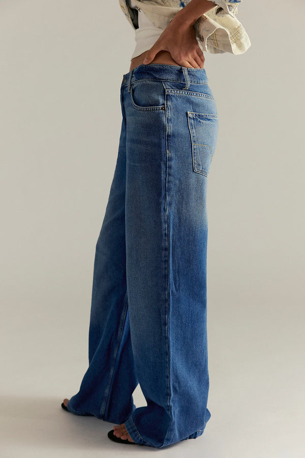 Stride Jeans I Walk Away