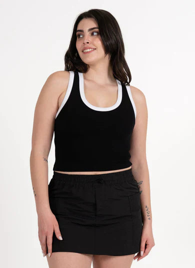 Bamboo Rib Deep Scoop Neck I Black and White