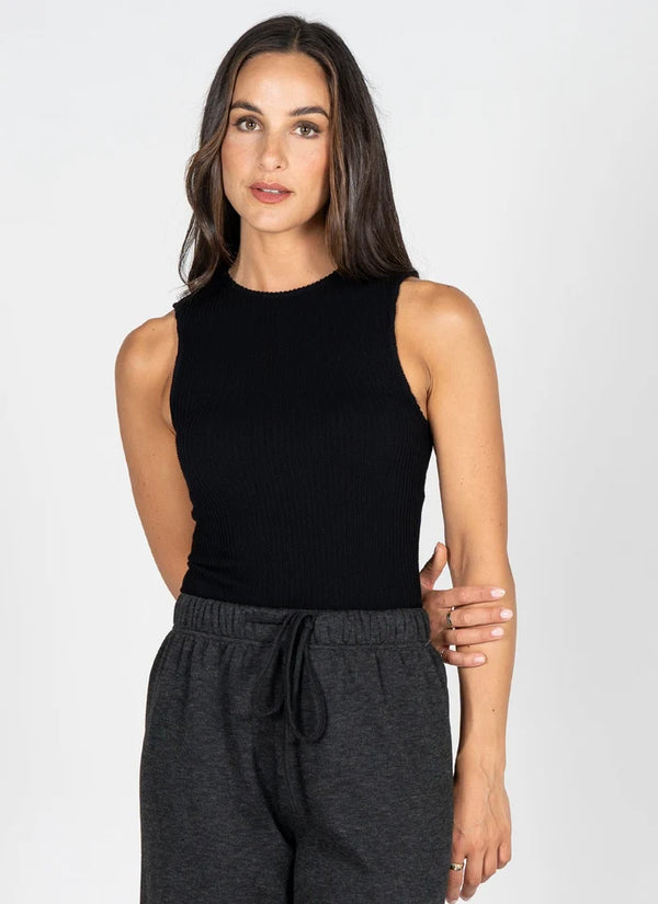 Seamless Textured Crew Neck Tank I Black